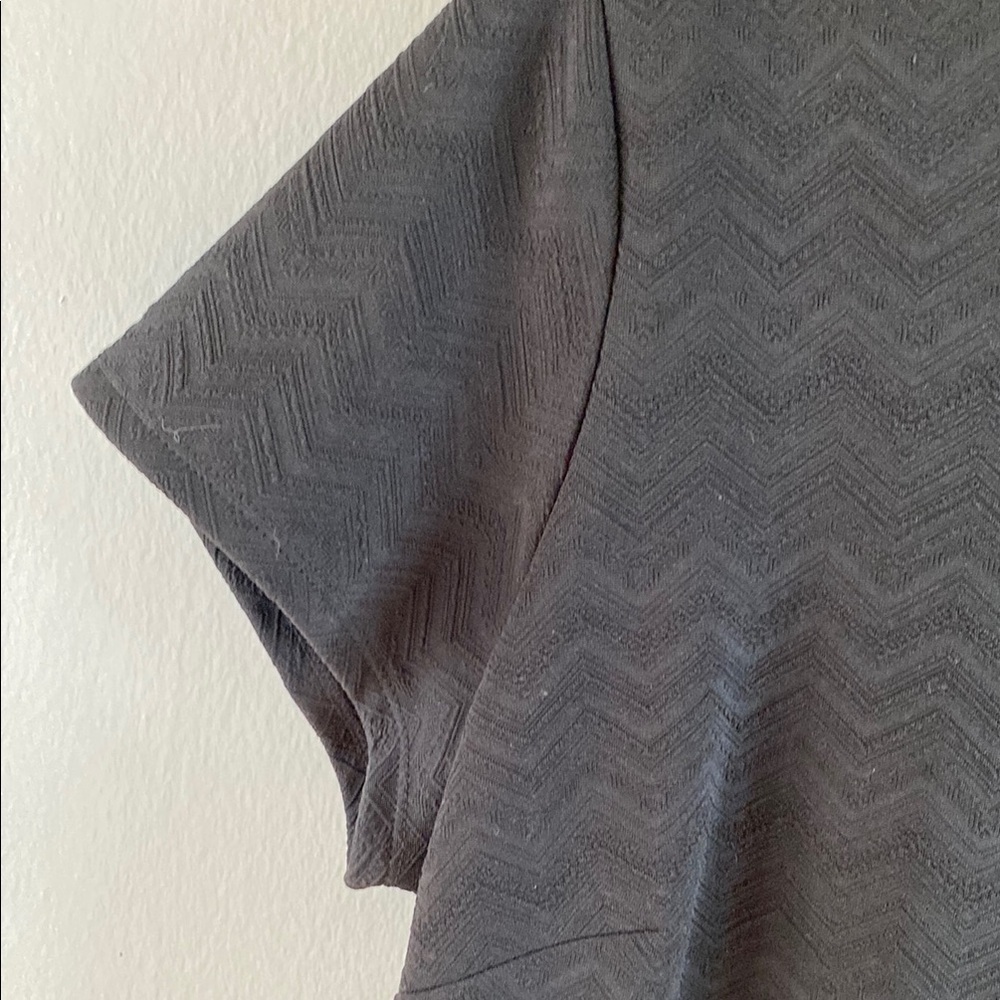 Elegant Black Women's Dress - Picture 7 of 12